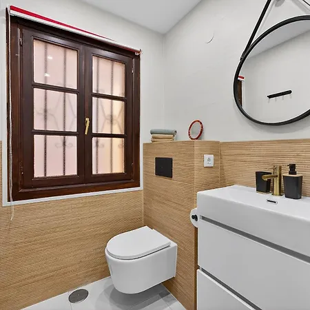 Eva - Windsor Park Apartment *